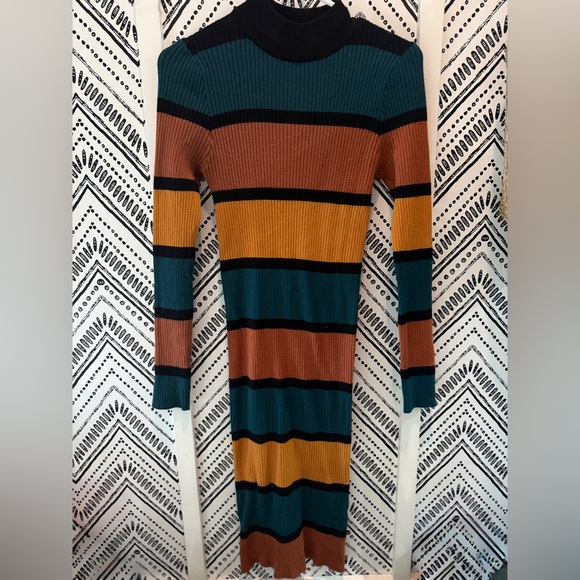 Forever 21 Dresses & Skirts - Forever 21 Multicolor Striped Dress